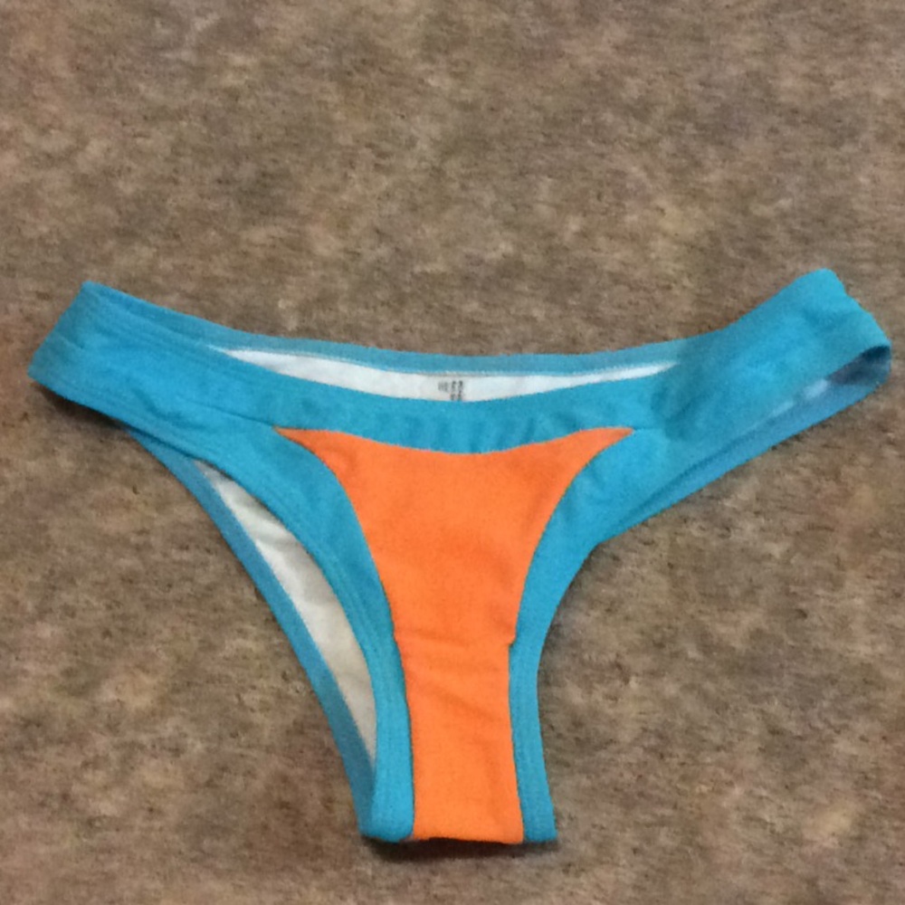 beautiful shein bikini bottom 💕💕multi color 💕💕